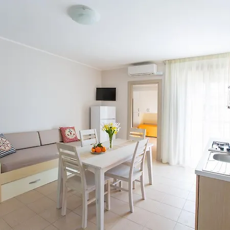 Residenza Cristallo 펜션 비에스테